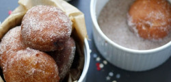 Beignets à la confiture de fraise